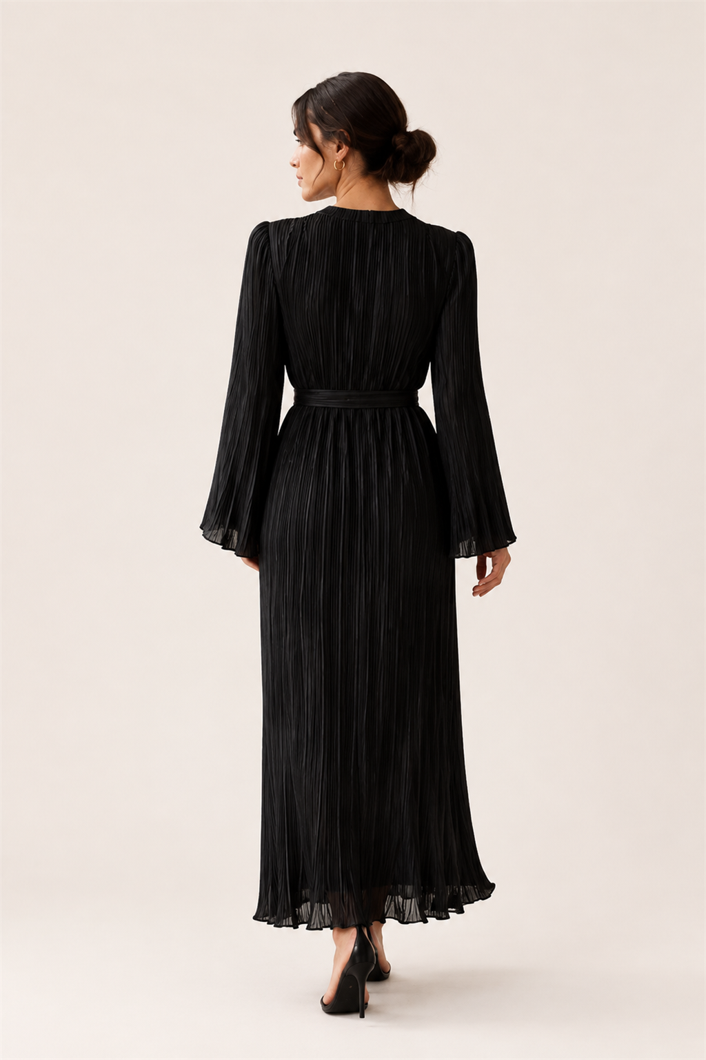 Vestido plisado negro Valorenne — vista posterior