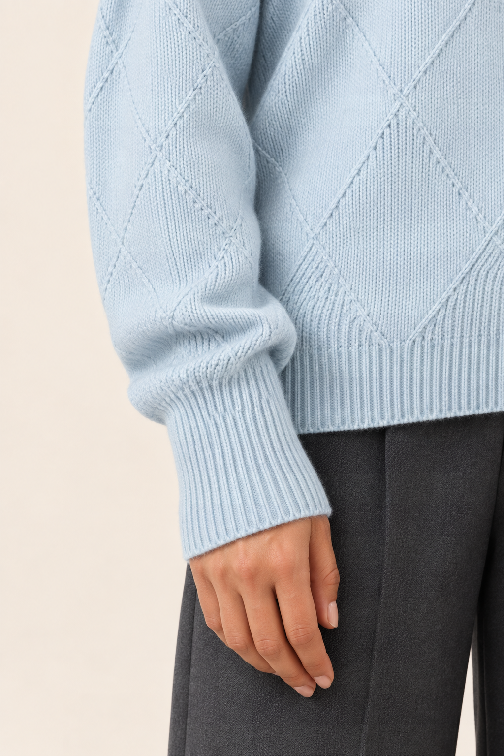 Jersey Alma Azul claro, detalle de tejido y puño