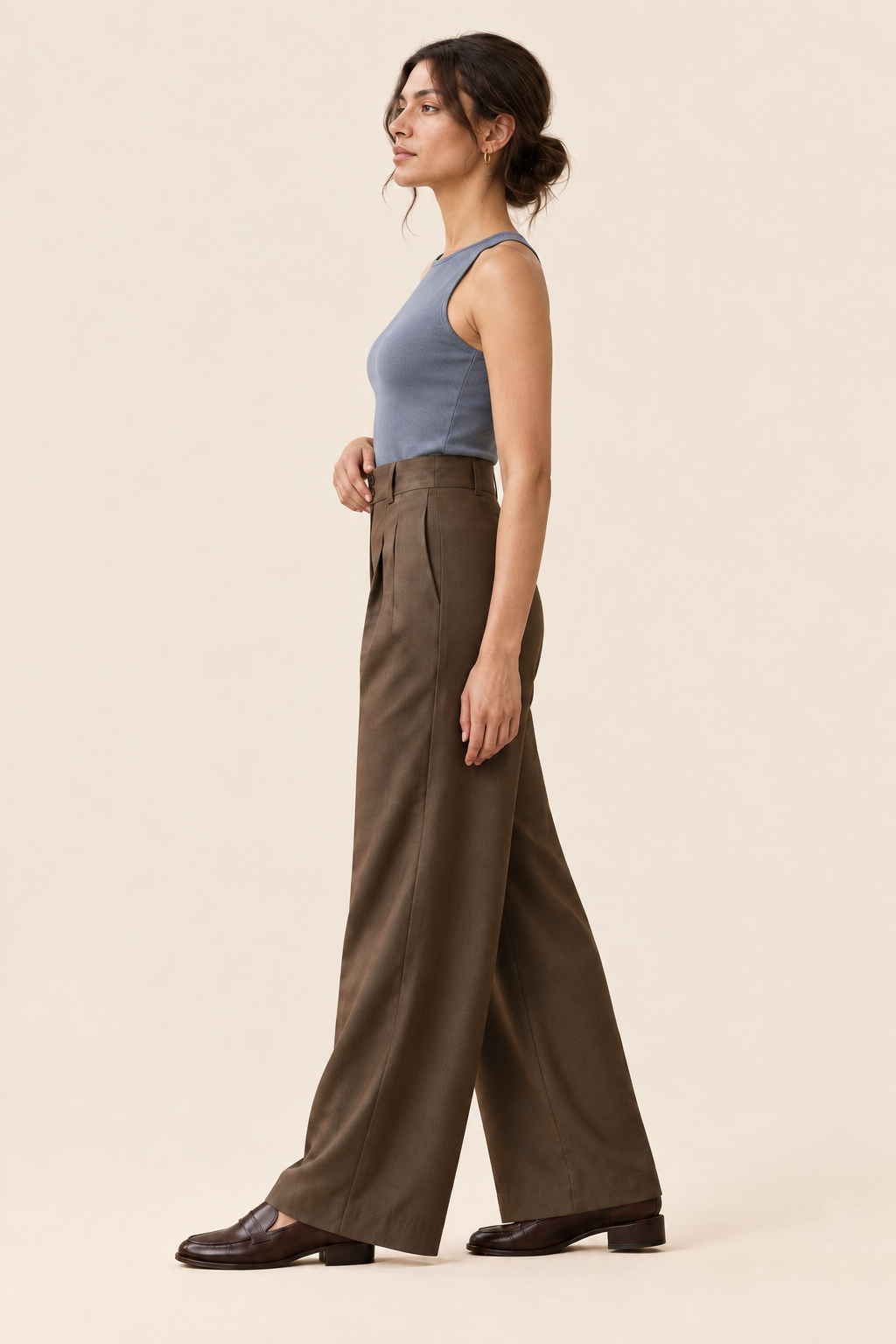 Pantalón ancho de cintura alta marrón Valorenne — vista lateral