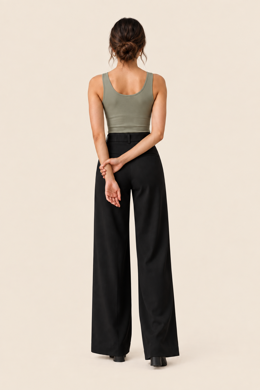 Pantalón ancho de cintura alta negro Valorenne — vista posterior