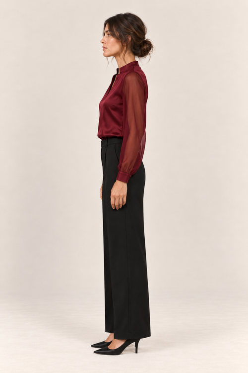 Blusa satinada con mangas transparentes en burdeos, vista lateral
