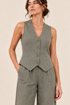 Conjunto de chaleco y pantalón ancho Valorenne, verde oliva, detalle de confección