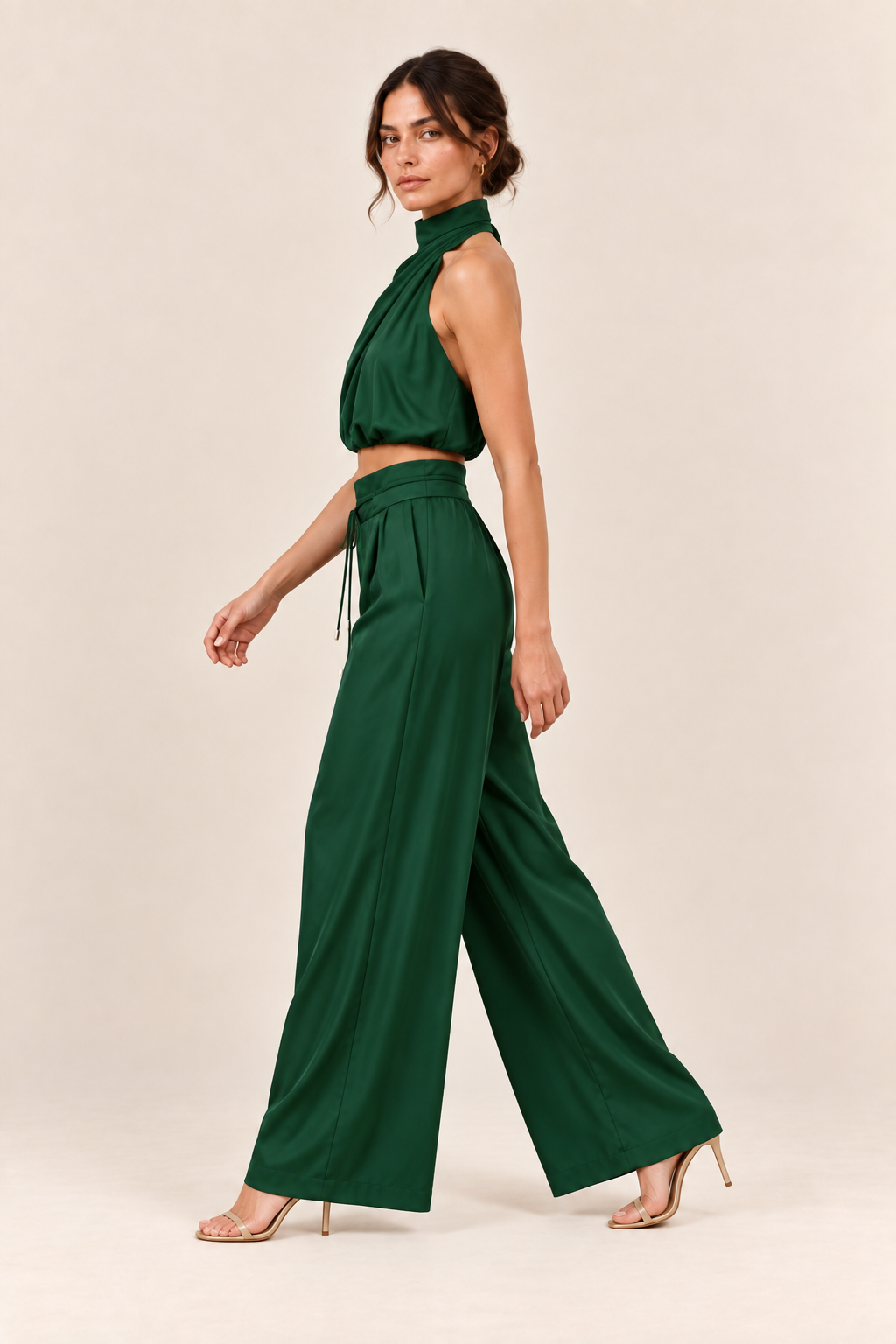 Conjunto de top halter y pantalón ancho Valorenne, verde oscuro, vista lateral