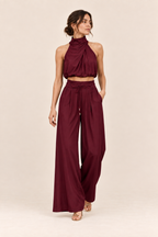 Conjunto de top halter y pantalón ancho Valorenne, burdeos, vista frontal