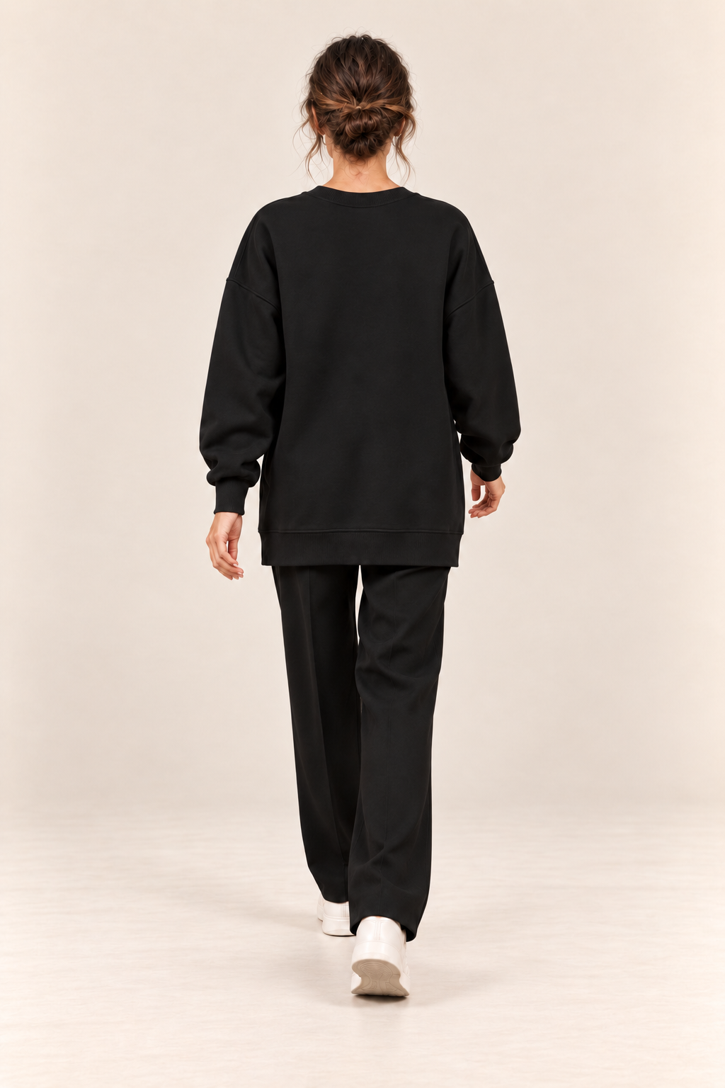 Jersey con cremallera lateral en negro, vista trasera