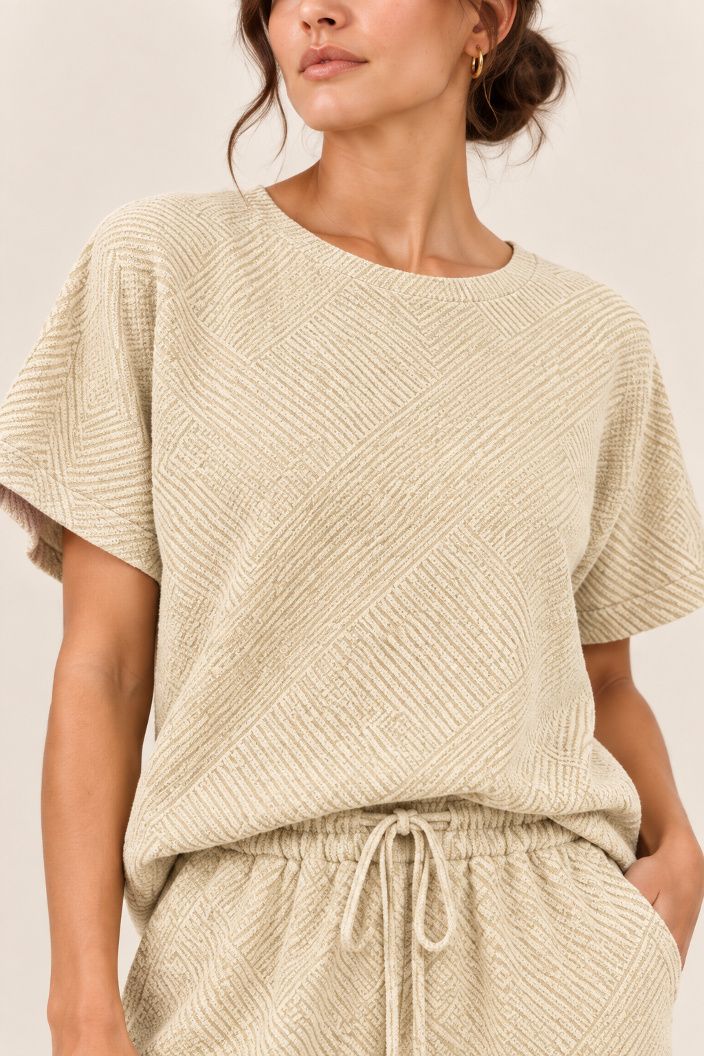 Conjunto texturizado de top y pantalón Valorenne, crudo, detalle del top