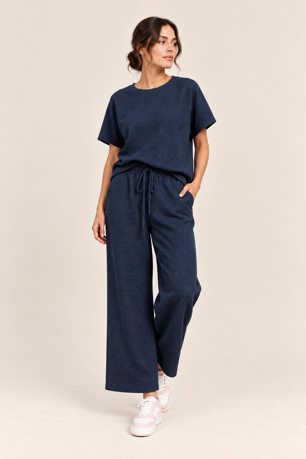Conjunto texturizado de top y pantalón Valorenne, azul marino, vista frontal