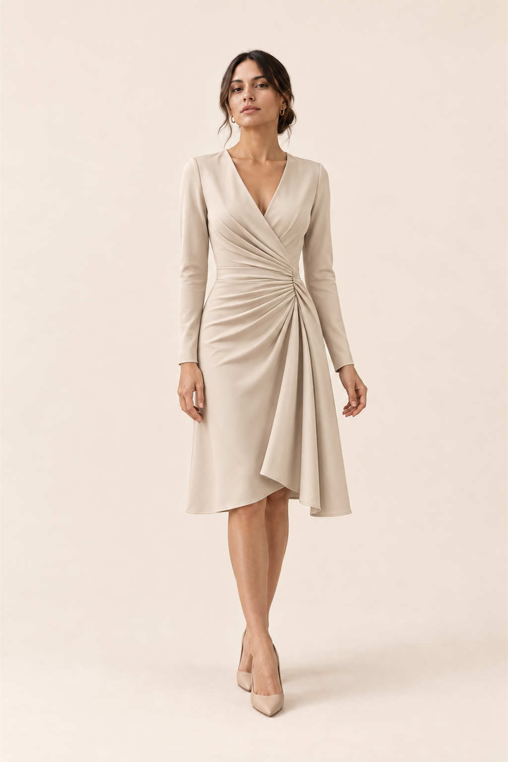 Vestido de cuello en V champán, frontal