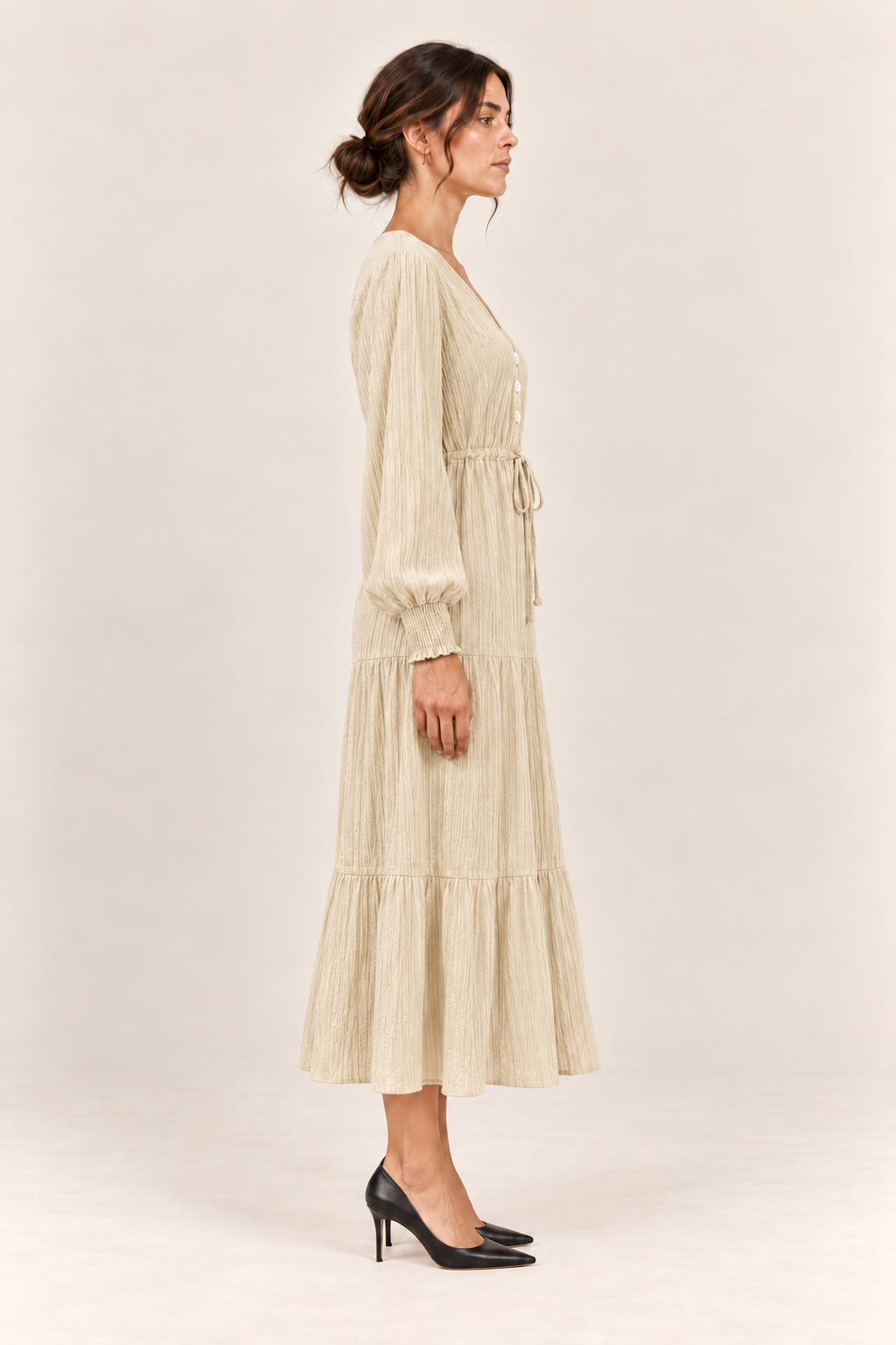 Vestido midi con lazada y botones en crudo, vista lateral