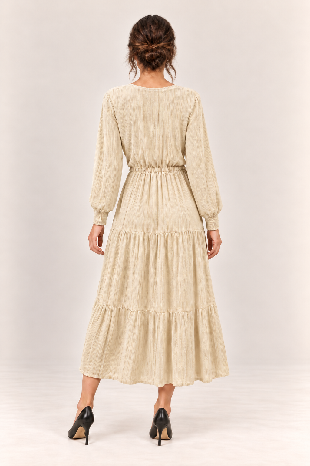 Vestido midi con lazada y botones en crudo, vista trasera